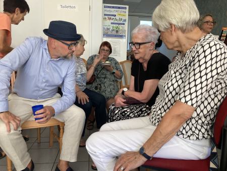Bürgermeister im Gespräch über die Bedürfnisse unserer Senioren und Seniorinnen Bürgermeister im Gespräch über die Bedürfnisse unserer Senioren und Seniorinnen